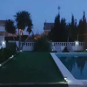 https://magnifica-torre-funcional-en-tarragona-juanitosweethome.catalonia-hotels.com